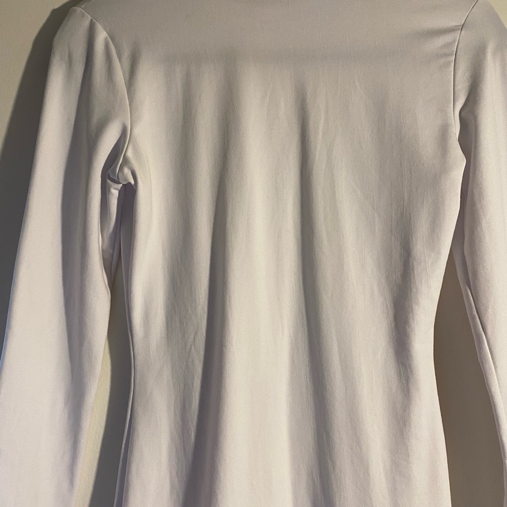 Elegant White Women's Dress - Picture 4 of 9